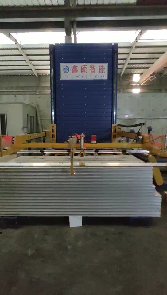 佛山華翱第二臺(tái)碼垛機(jī)