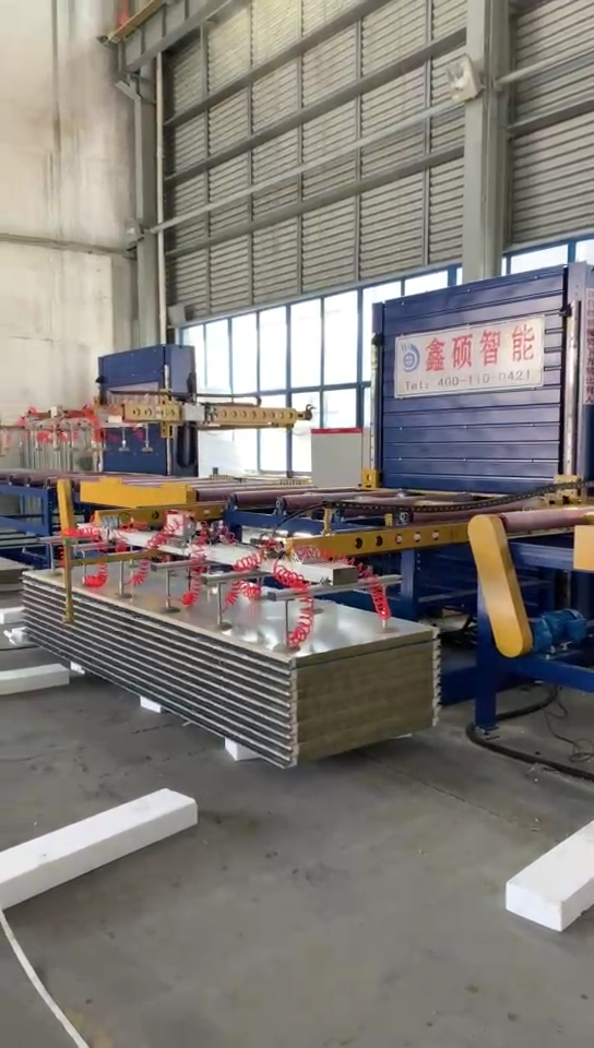 無(wú)錫福源來(lái)第三臺(tái)碼垛機(jī)